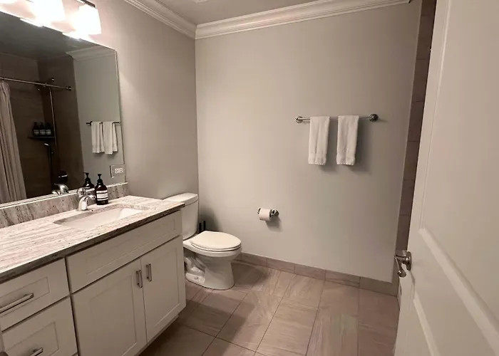 Chic 2 Bedroom 1 Parking Sleeps 6 Apartamento Chicago